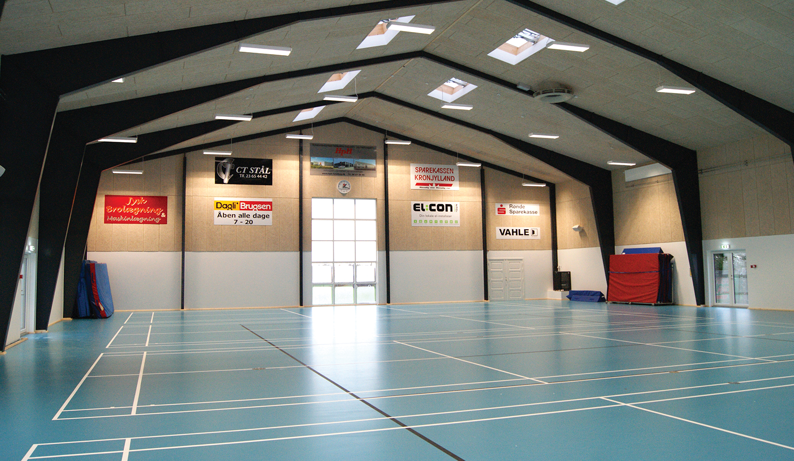 Hph Totalbyg Mørke Springcenter