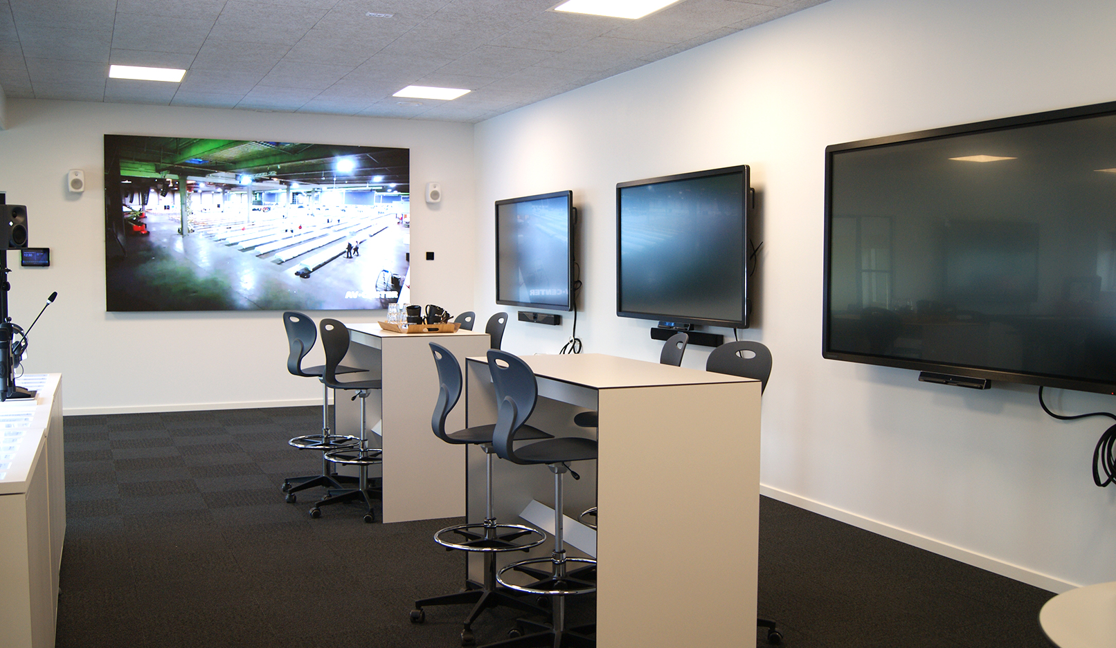 Hph Totalbyg AV Center 5