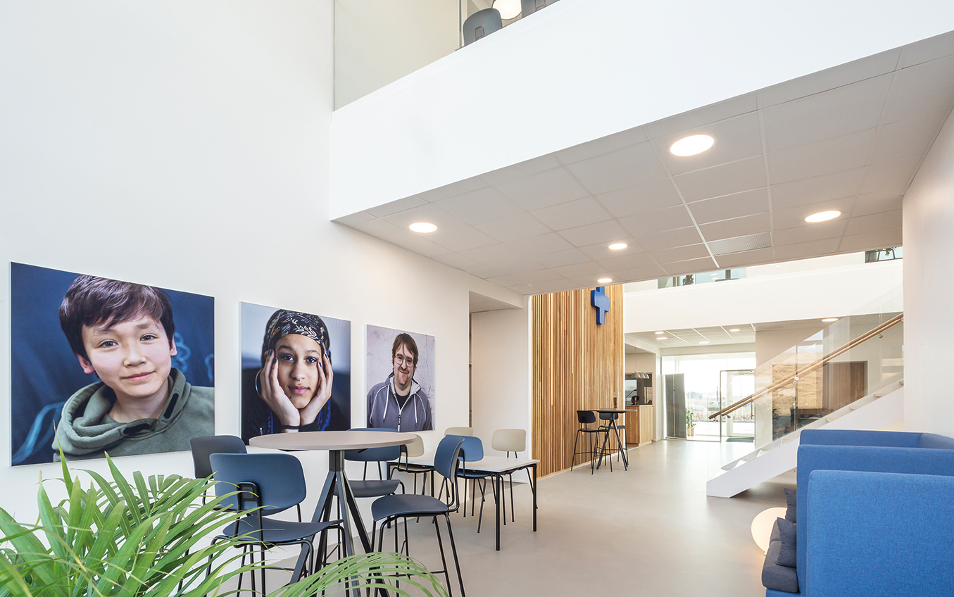 HPH Totalbyg Blå Kors 8